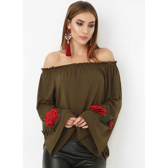 Bambina Mia - Bell Sleeve Off-Shoulder Floral Top - Picture 2 of 4